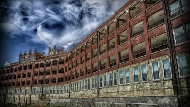 The Story Behind This Haunted Hospital in Florida is Terrifying